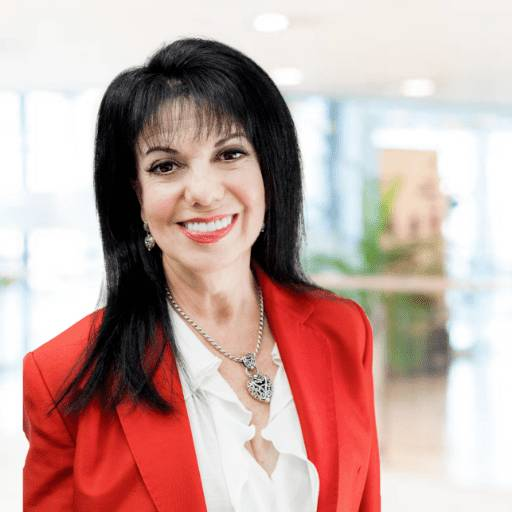 Elisa Manoogian Photo