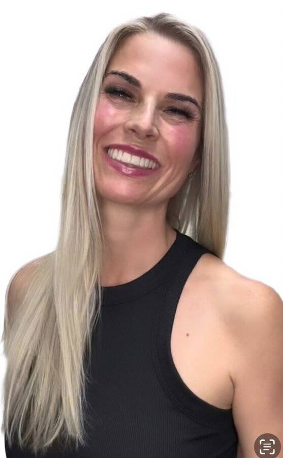 Sara Miller Photo