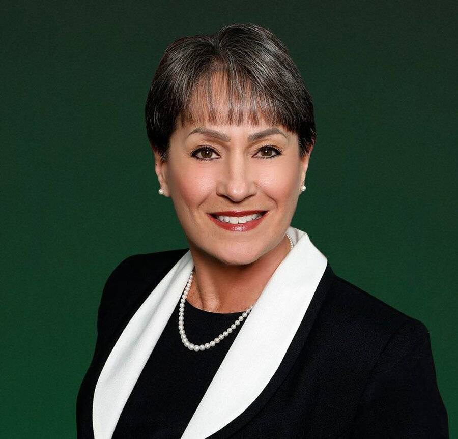 Linda Kato Photo